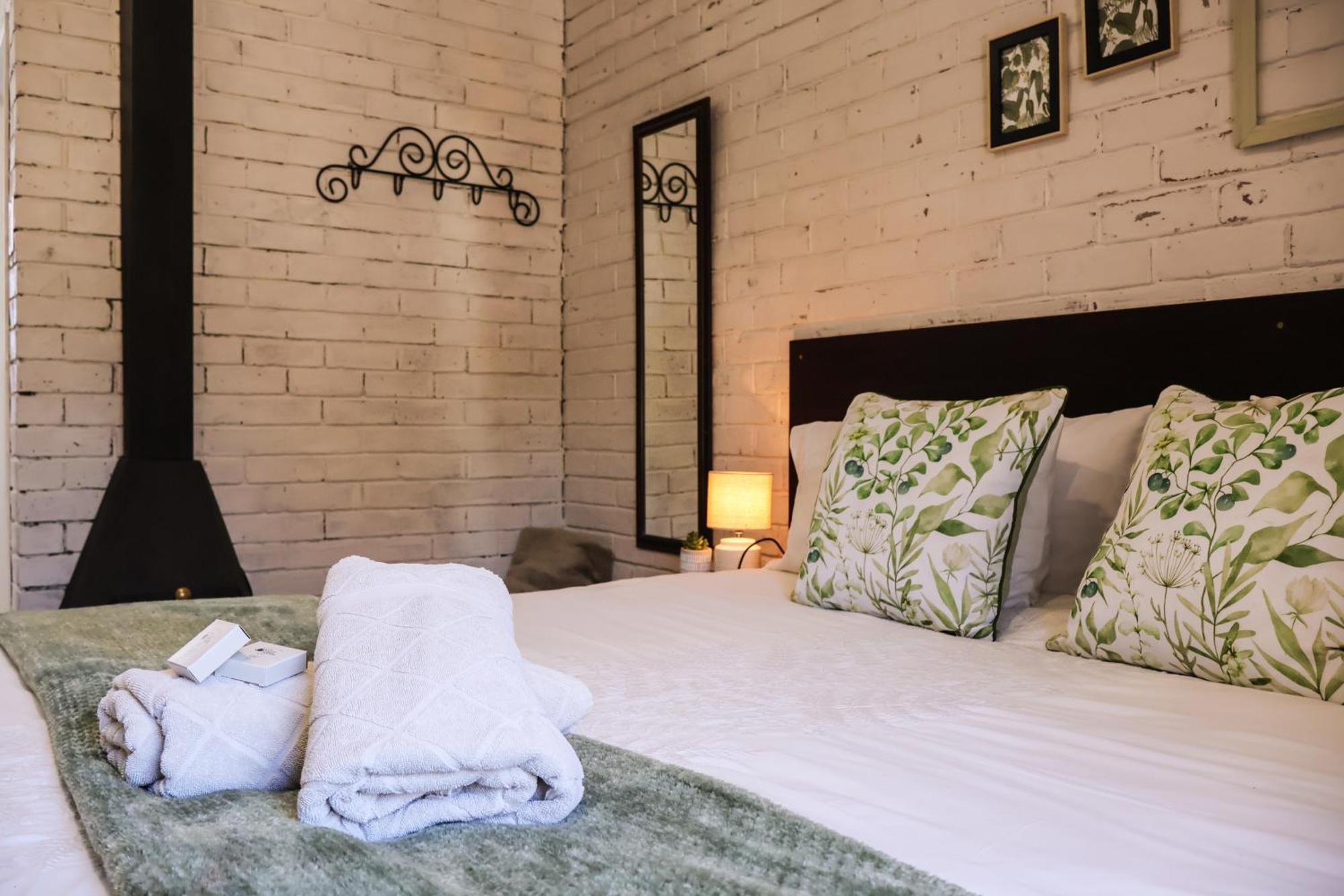 Rooiberg View Clarens Bed & Breakfast ภายนอก รูปภาพ