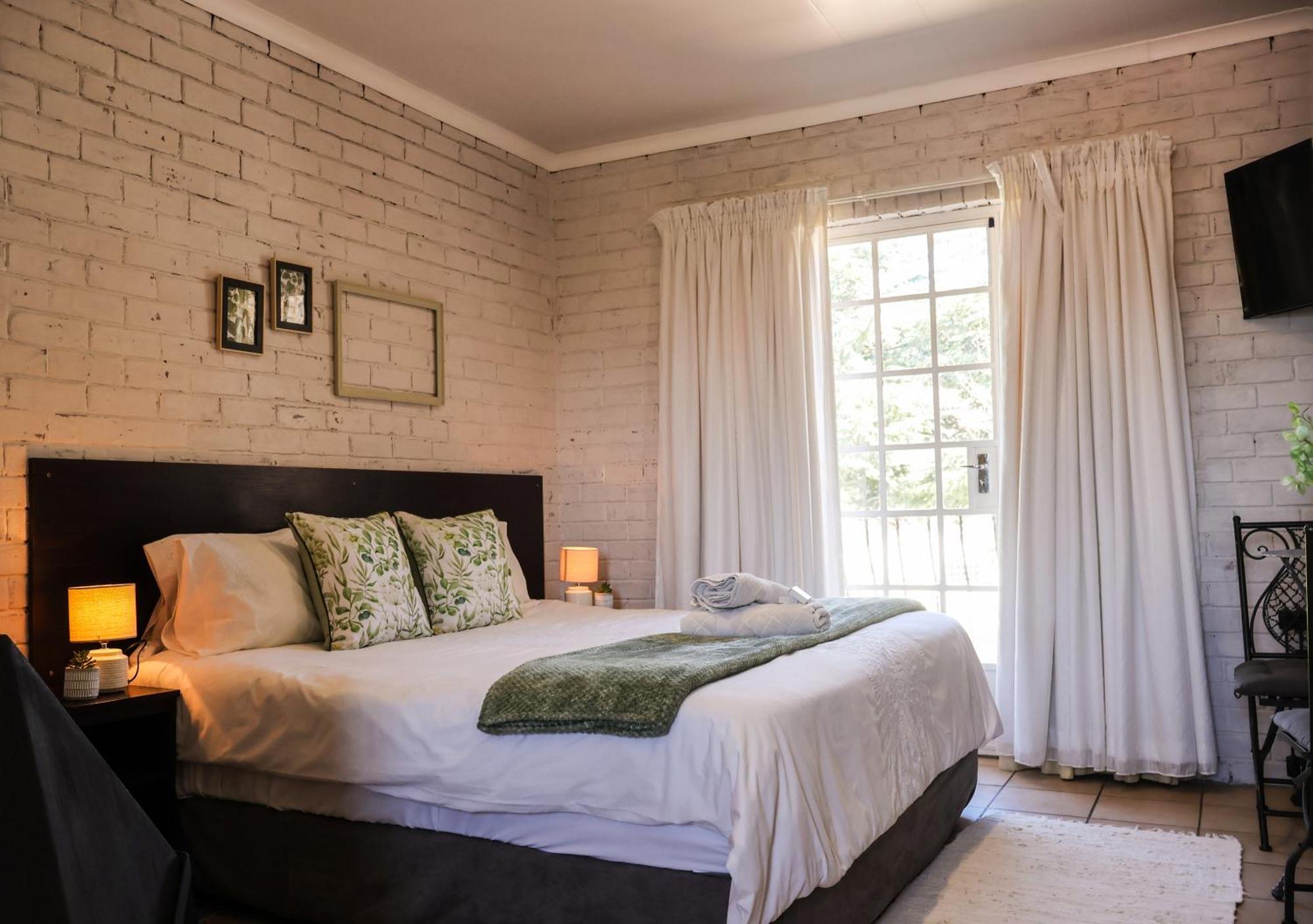 Rooiberg View Clarens Bed & Breakfast ภายนอก รูปภาพ