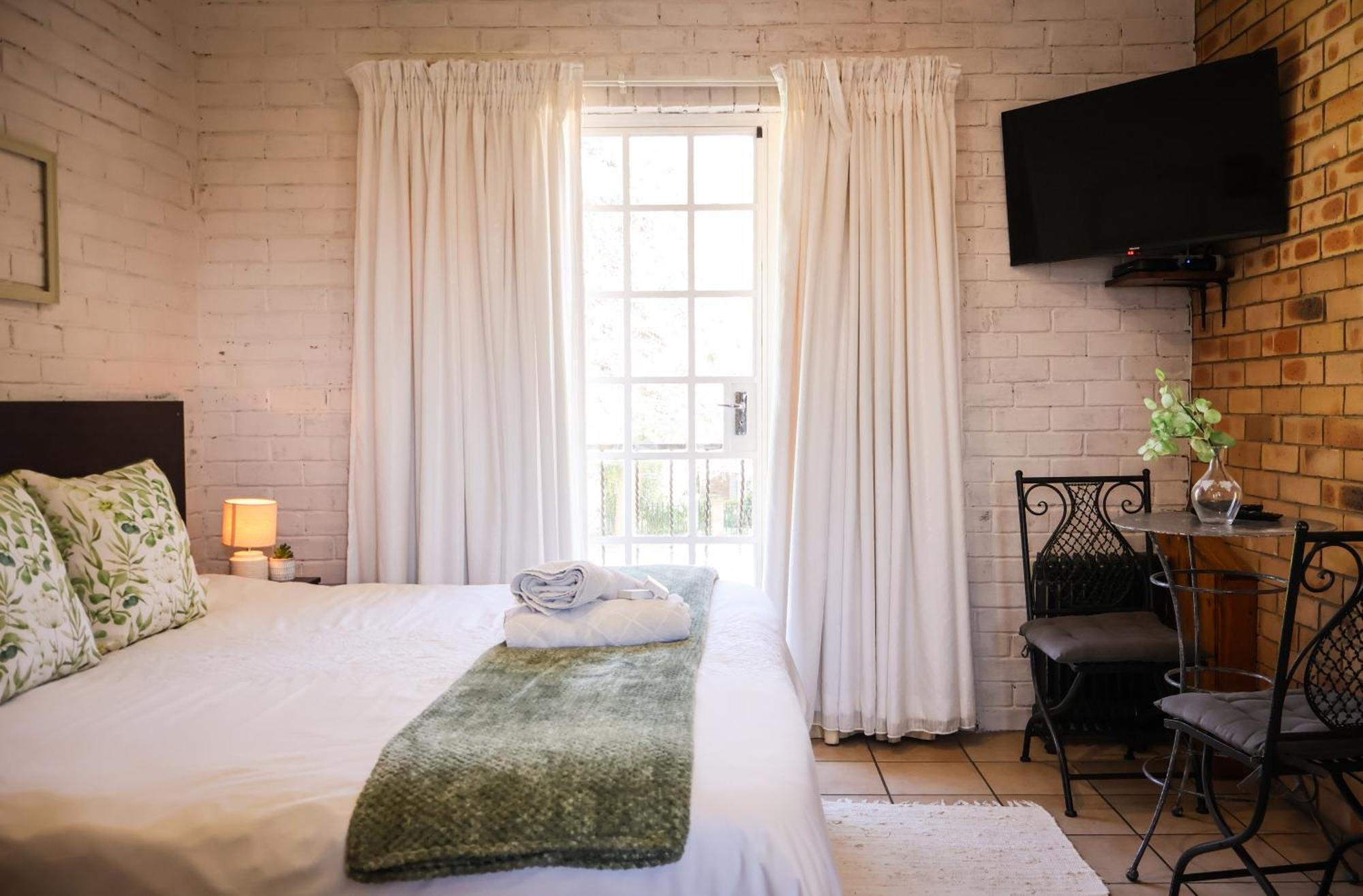 Rooiberg View Clarens Bed & Breakfast ภายนอก รูปภาพ