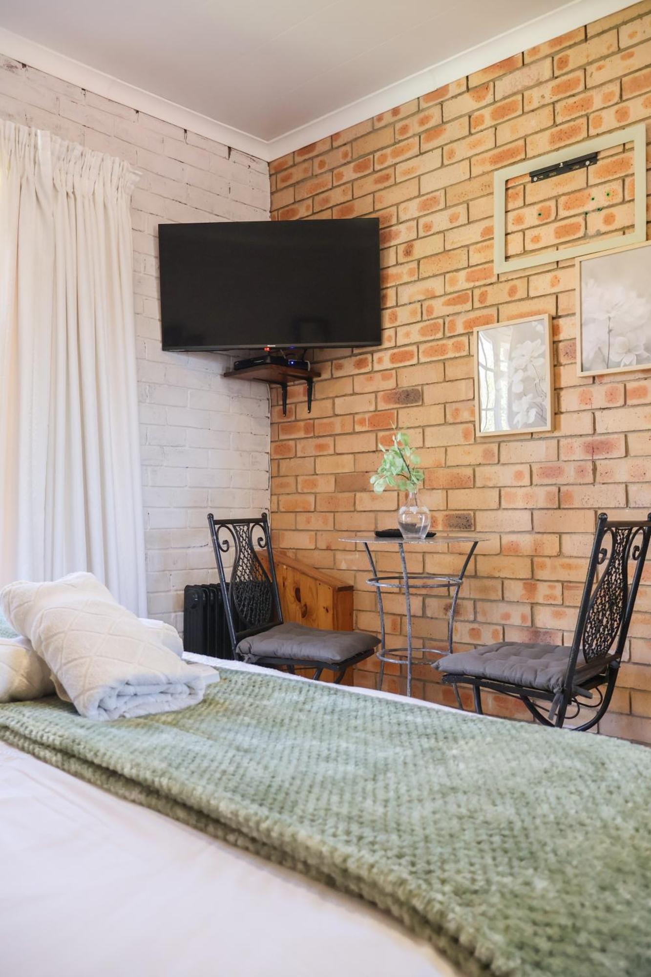 Rooiberg View Clarens Bed & Breakfast ภายนอก รูปภาพ