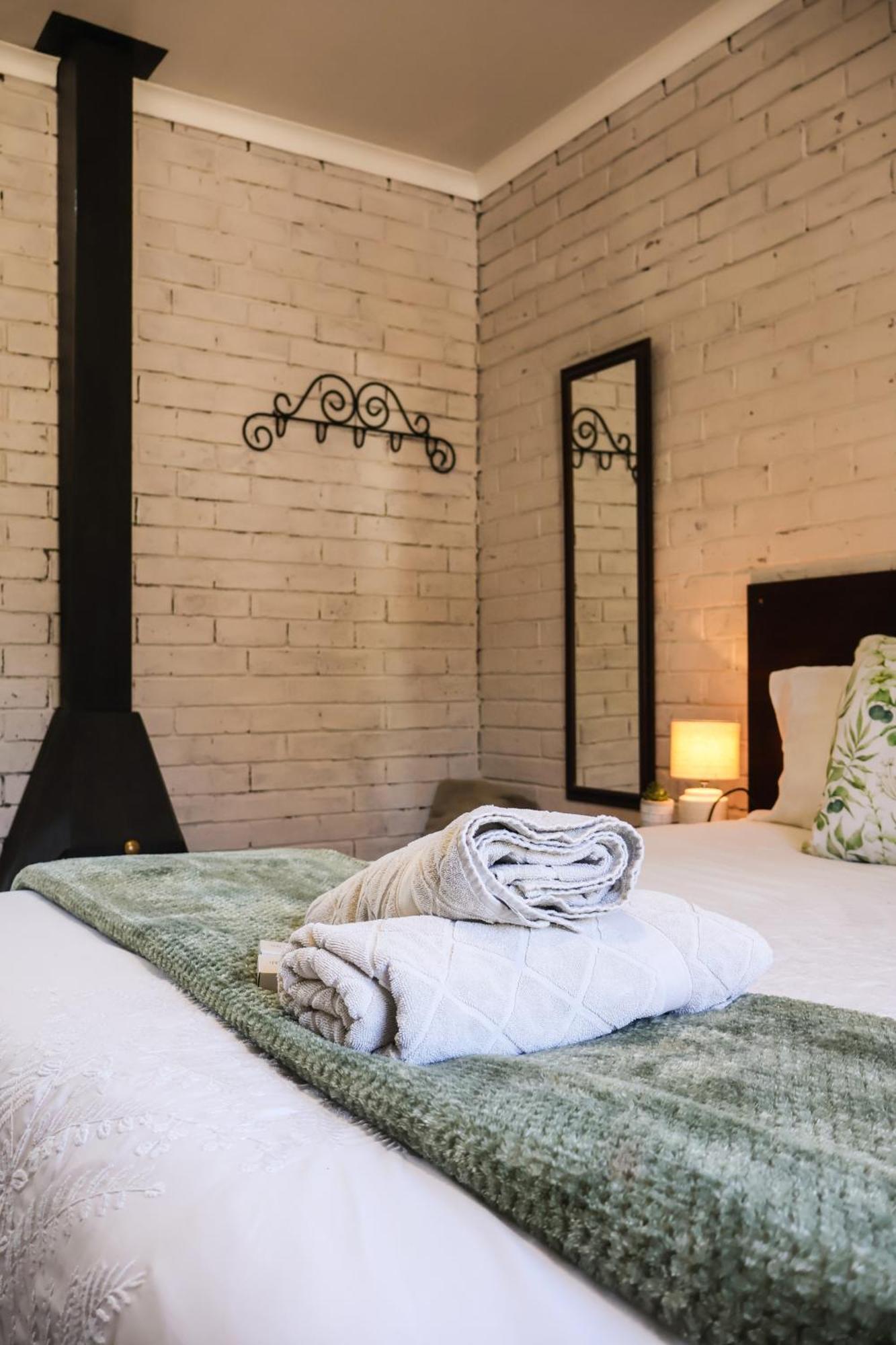 Rooiberg View Clarens Bed & Breakfast ภายนอก รูปภาพ