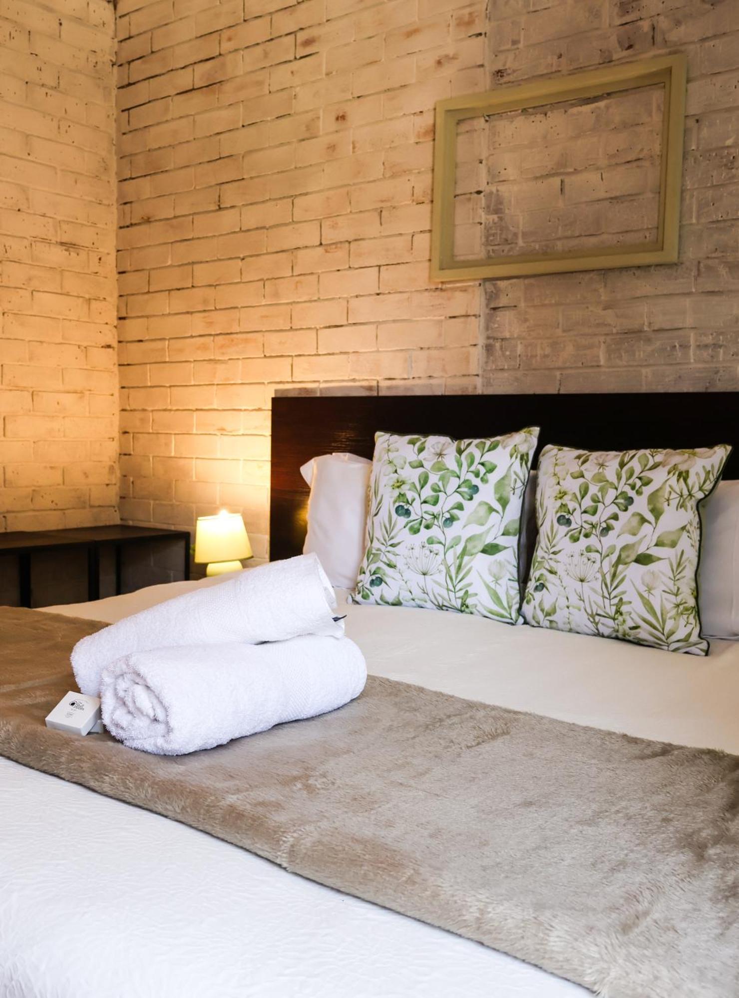 Rooiberg View Clarens Bed & Breakfast ภายนอก รูปภาพ