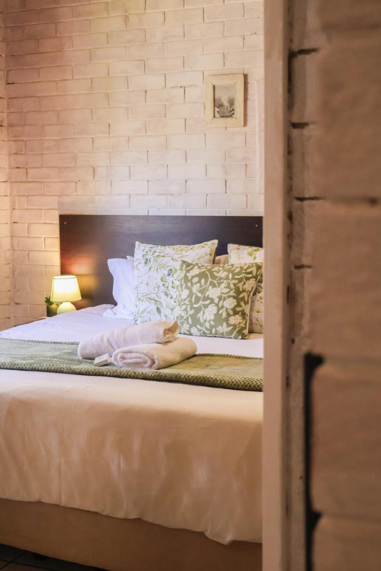 Rooiberg View Clarens Bed & Breakfast ภายนอก รูปภาพ